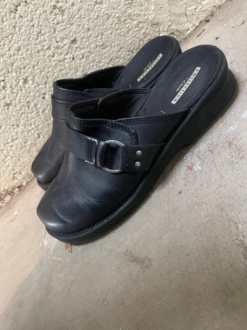 Clark’s Soft Cushion Black Leather Slip-On Clog
